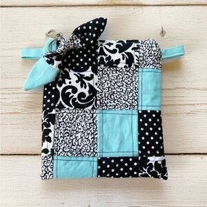 Handmade Quilted Zipper Pouch with Matching Keychain